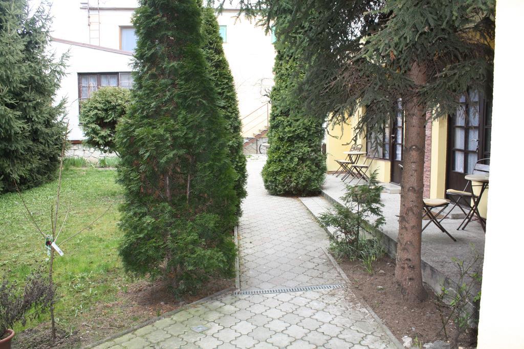 Penzion Oaza Trnava Exterior foto